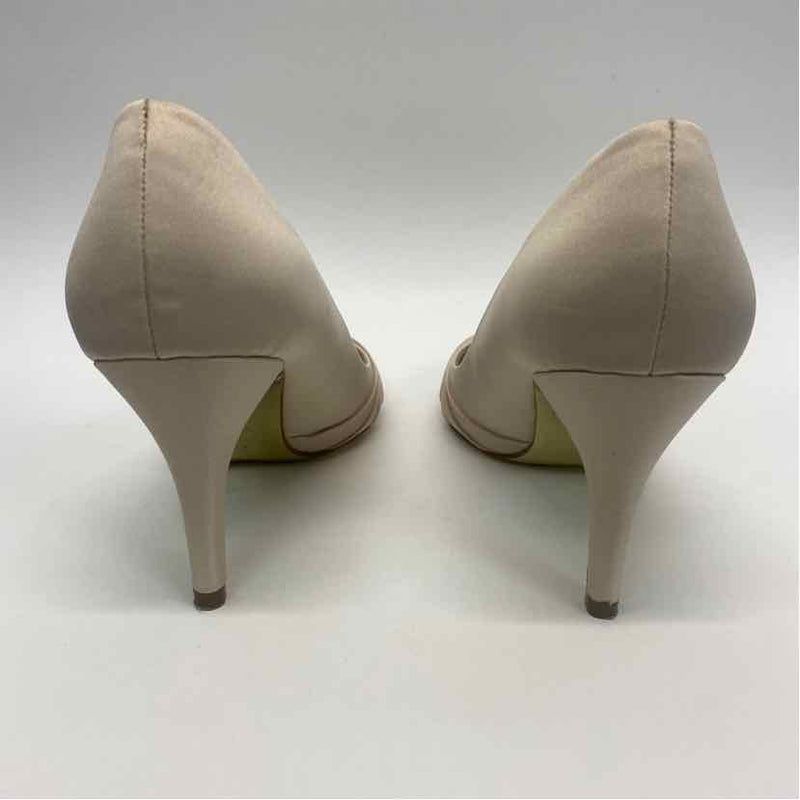 Adrianna Papell Size 9 Women's Beige Solid Open Toe Heels