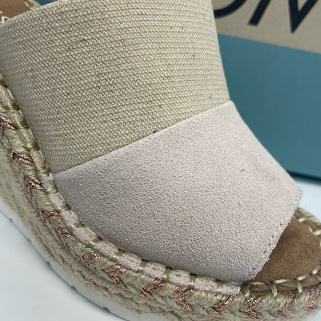 Toms Size 5 Women's Beige Color Block Wedge Shoes