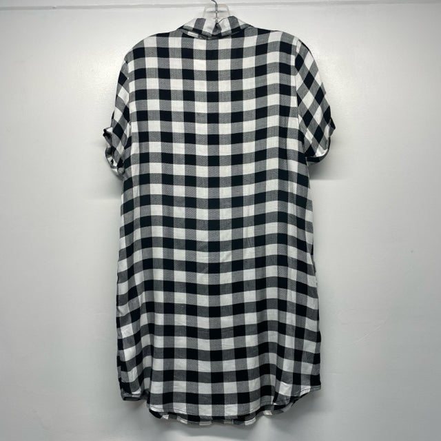 BB Dakota Size M Women's Black-White Plaid Shirt Dress