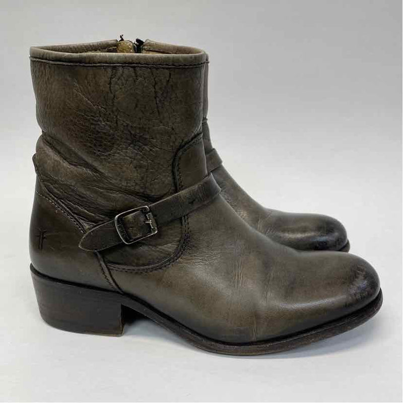 Frye Size 7 Women's Taupe Distressed Ankle Boots