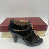 Sofft Size 7.5 Women's Black Solid Heel Shoes