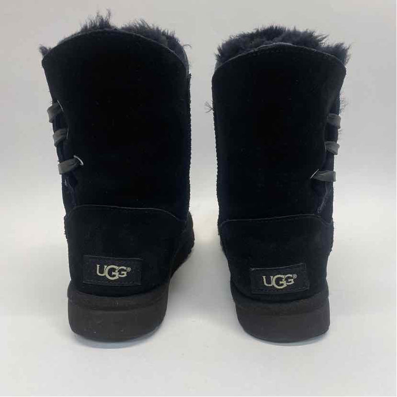 Ugg Size 6 Women's Black Solid Short Boots