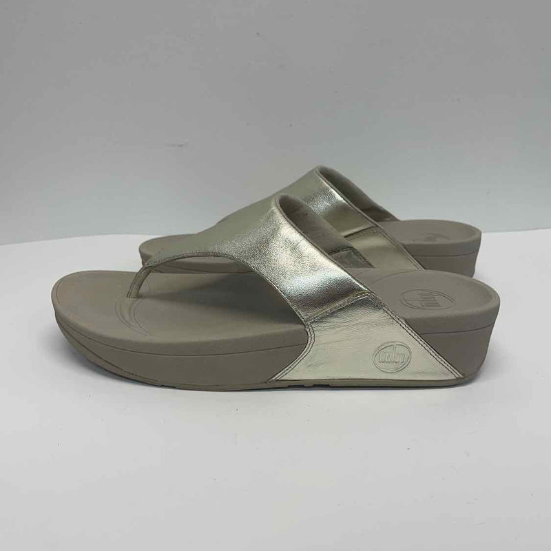 Fitflop Size 10 Women's Gold Shimmer Camel Toe Sandals