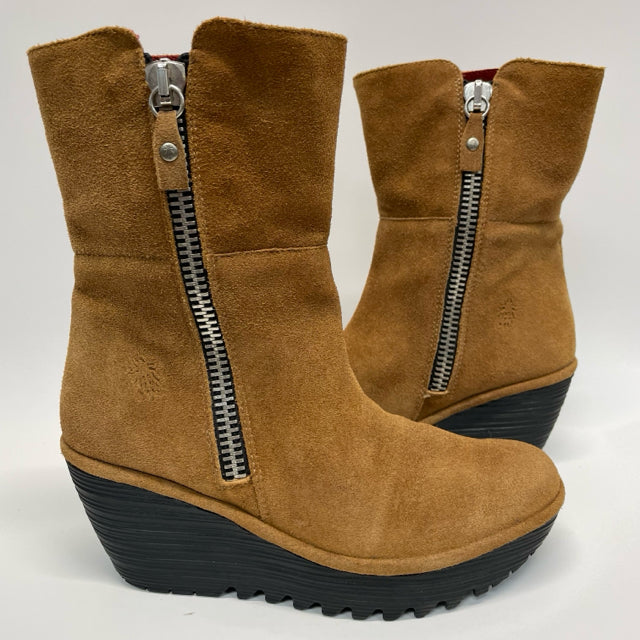 Fly London Size 37-6.5 Women's Brown Solid Platform Boots