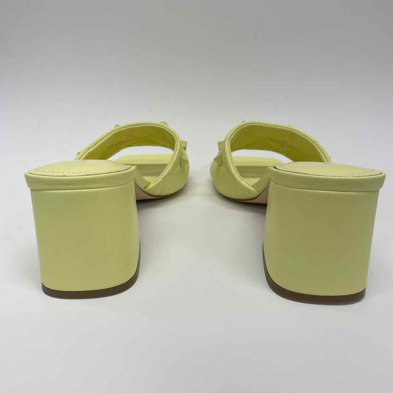 Marc Fisher Size 9 Women's Lime Studs Slip On Sandals