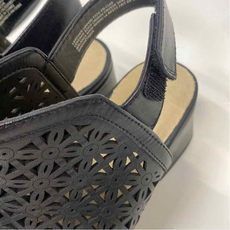 Earth Size 8 Women's Black Cut Out Sandals Sandals