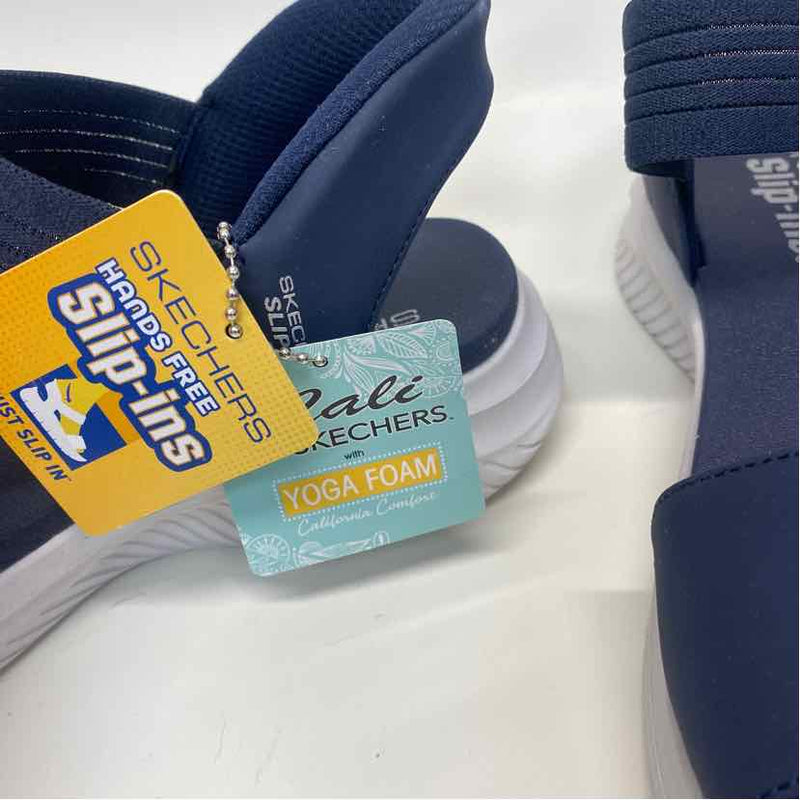 Skechers Size 7 Women's Navy Solid Strappy Sandals