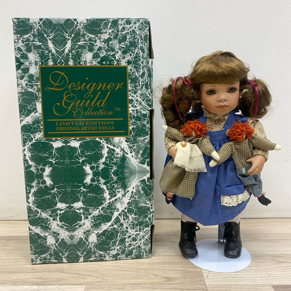 Linda Steele Annabelle Doll Holding 2 Rag Dolls Signed in 18K Gold Ltd. Ed.