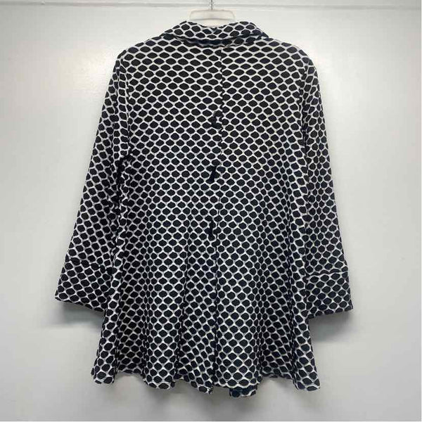 Saint Gil Paris Women's Size L Black-White Textured Button Up Swing Jacket