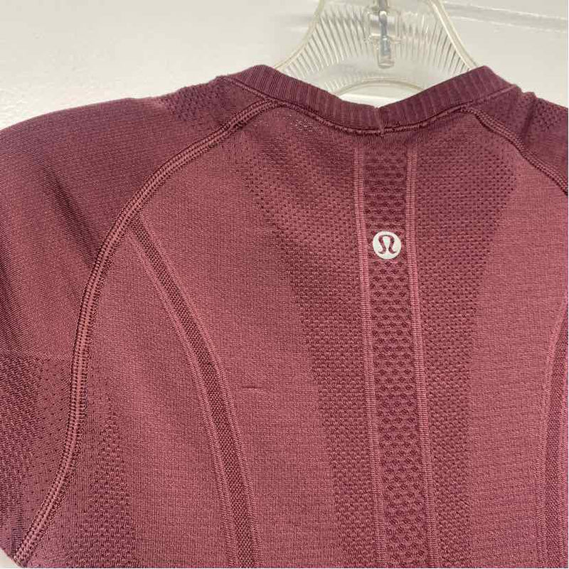 Lululemon Size 2-XS Women's Burgundy Cut Out Pullover Activewear Top