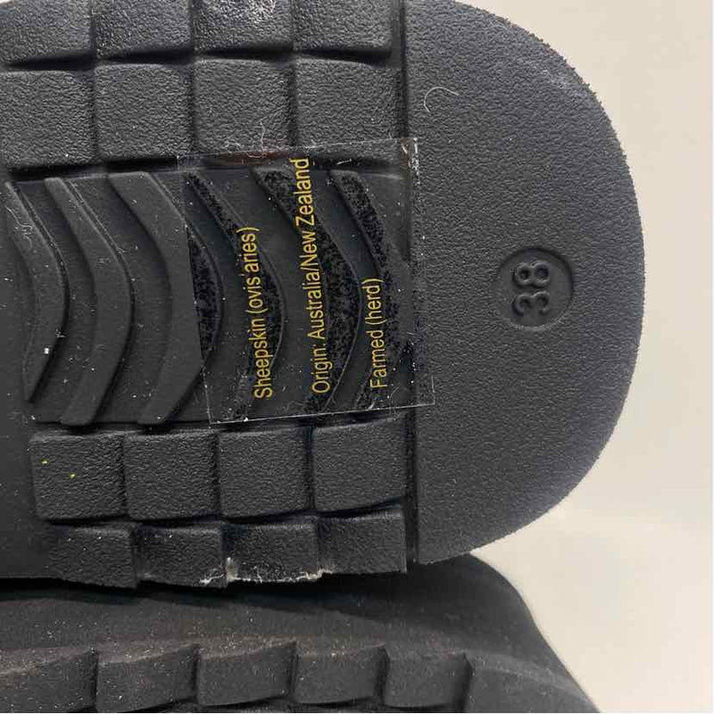 Mou Size 38-7.5 Women's Black Crochet Platform Booties