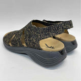 Kuru Size 8 Women's Black-Tan Tweed Slip On Sandals