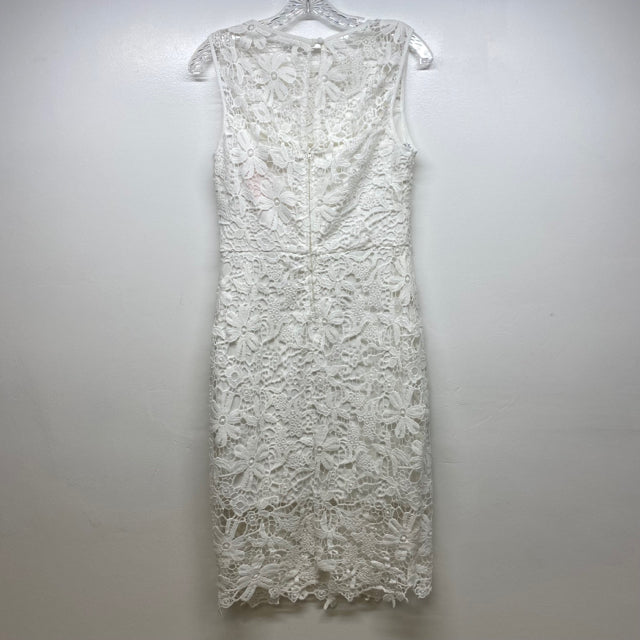 Bisou Bisou Size 6-S Women's White Crochet Sleeveless Dress