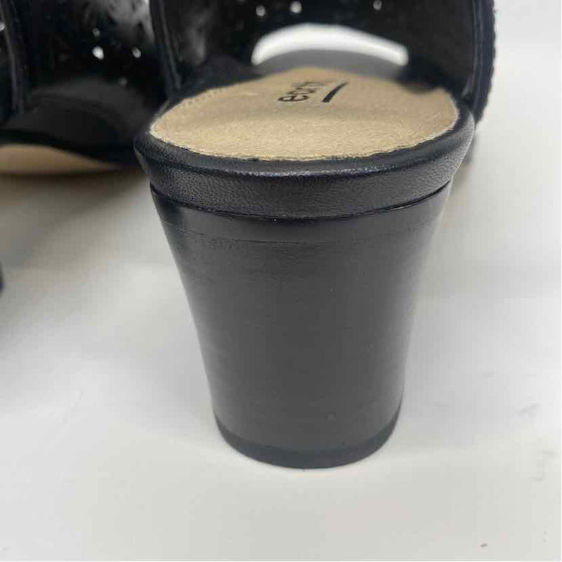 Earth Size 8 Women's Black Cut Out Sandals Sandals