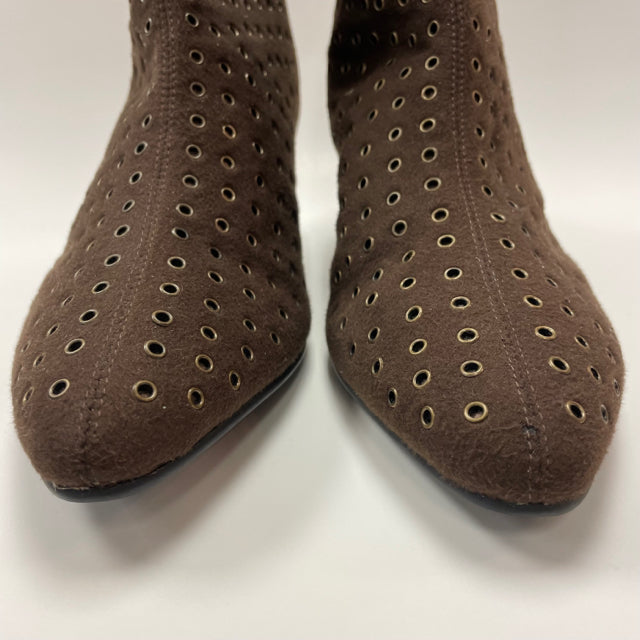 Chico's Size 10 Women's Brown Cut Out High Back Booties