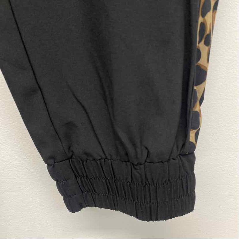 Chico's Zenergy Size 0.5- 6 Women's Black-Multi Animal Print Activewear Pants