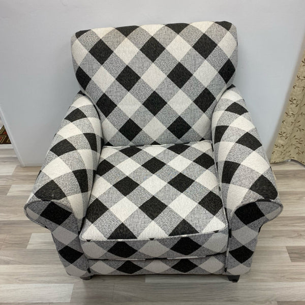 Fusion Furniture Black-White Textile Plaid Chair