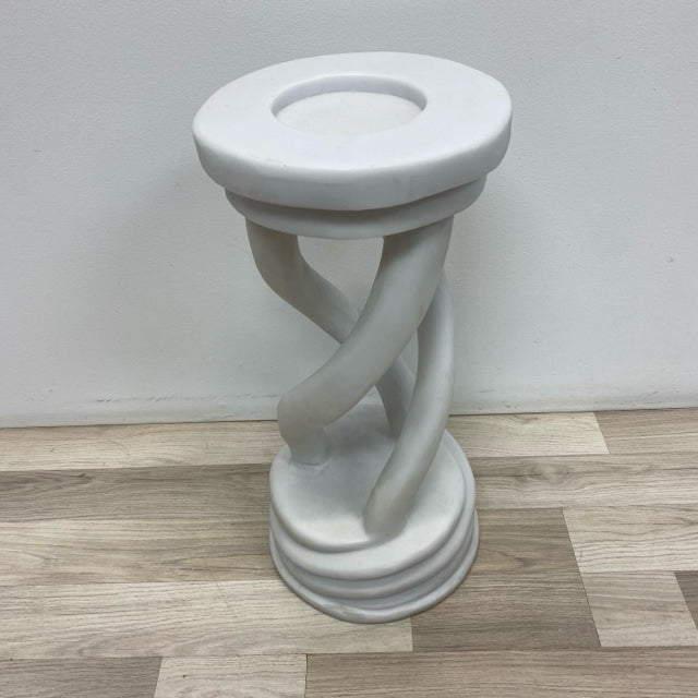 White Stand