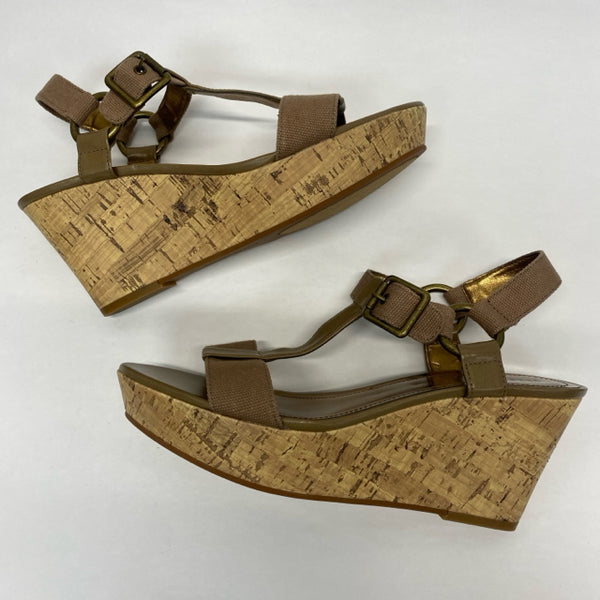 Ellen Tracy Size 8 Women's Brown Solid Wedge Sandals