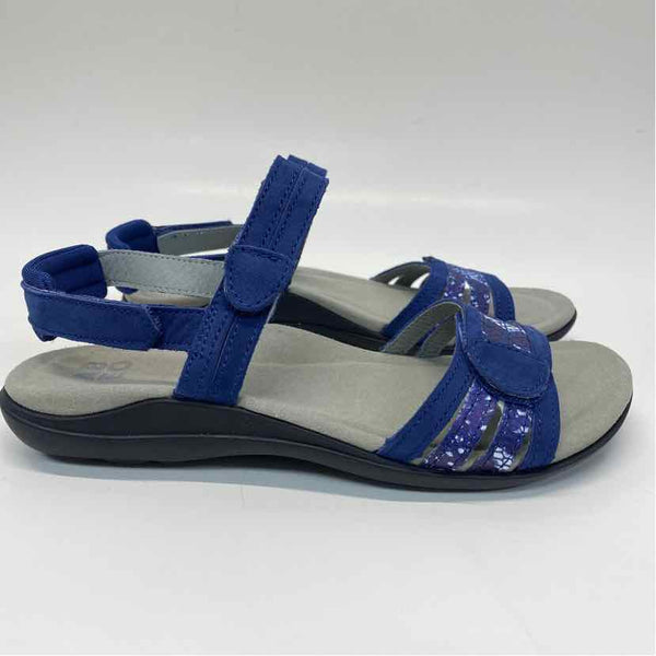 Abeo Size 7.5 Women's Blue-White Pattern Strappy Sandals