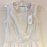 Vineyard Size 4-S Women's White Eyelet Dress