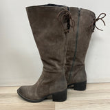 Born Size 6.5 Women's Gray Distressed Tall Boots