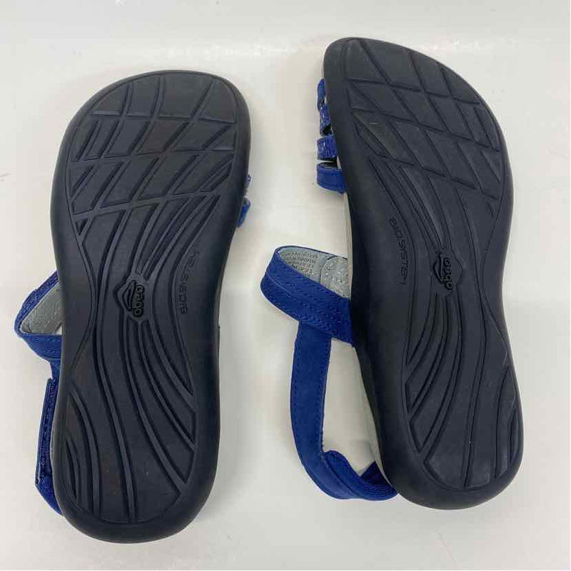 Abeo Size 7.5 Women's Blue-White Pattern Strappy Sandals