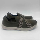 Clarks Size 8 Women's Olive Patchwork Slip On Shoes