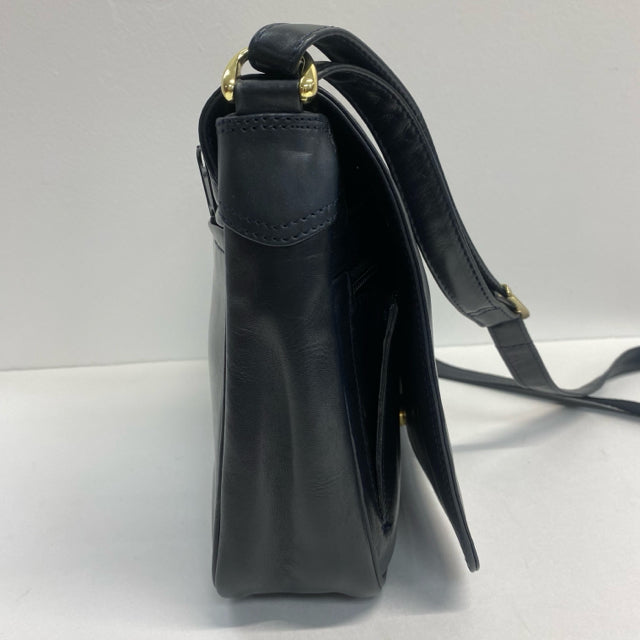 Tula Navy Leather Solid Crossbody Handbag