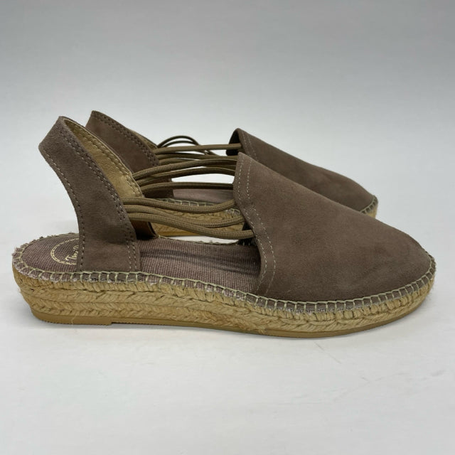 Toni Pons Size 39-8 Women's Taupe Solid Strappy Espadrille Wedge Shoes