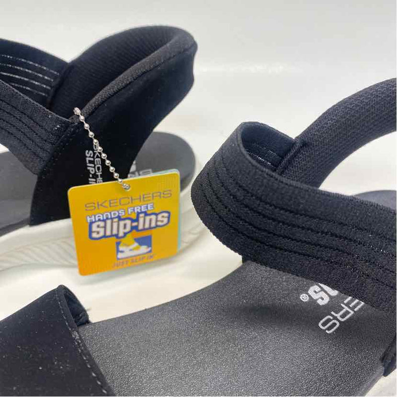 Skechers Size 7 Women's Black Solid Strappy Sandals