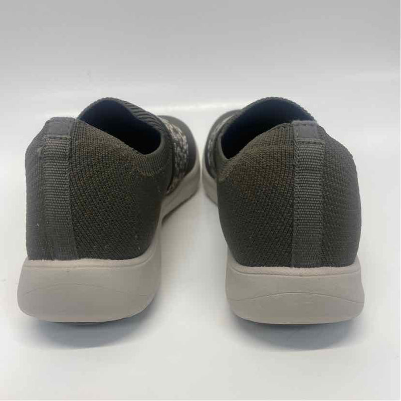 Clarks Size 8 Women's Olive Patchwork Slip On Shoes