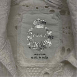 Cino Size M Women's White Eyelet Button Up Shirt