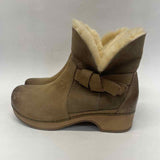 Dansko Size 38-7.5 Women's Beige Shearling Booties