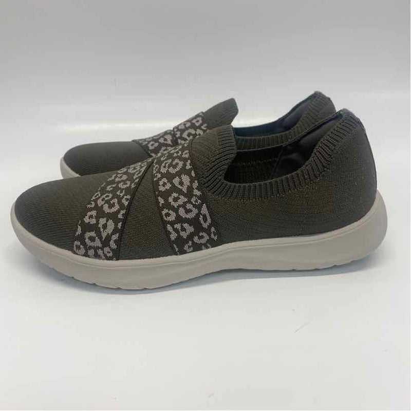 Clarks Size 8 Women's Olive Patchwork Slip On Shoes
