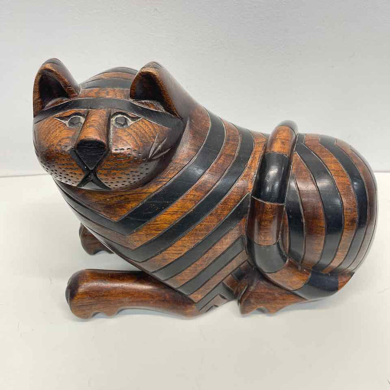Cat figurine Anglo- indian Hand-carved mahogany. with hidden compartment