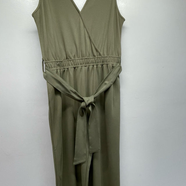 Caralynmirand X The Drop Size L-12 Women's Green Solid Faux Wrap Jumpsuit