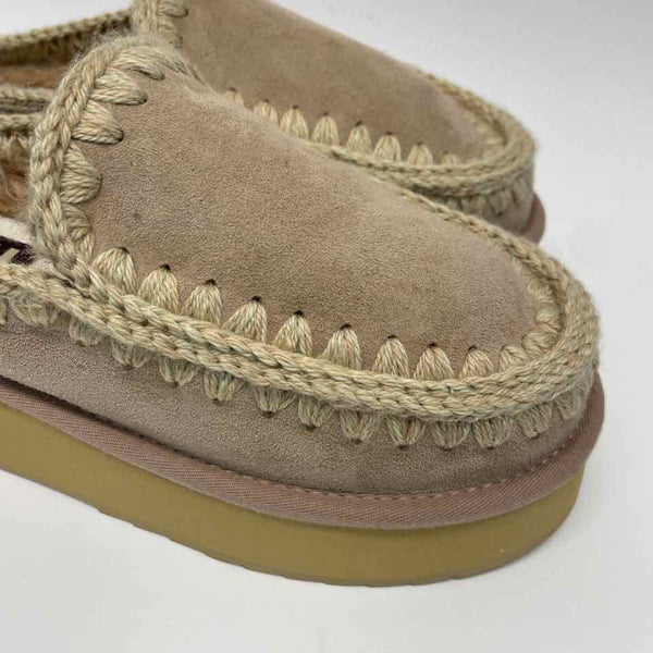 Mou Size 38-7.5 Women's Camel Crochet Platform Clogs