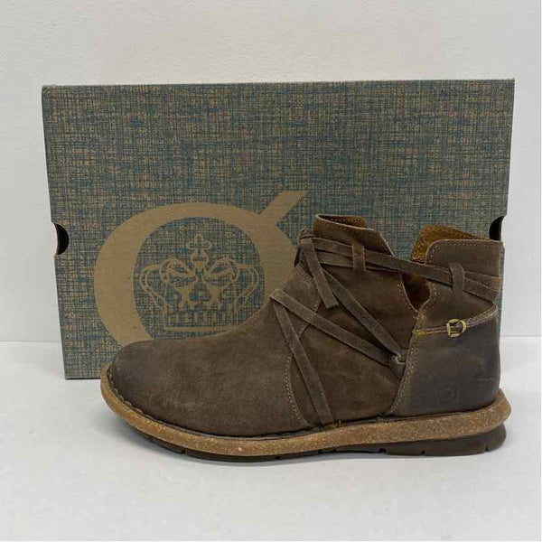 Born Size 8.5 Women's Brown Distressed Ankle Boots
