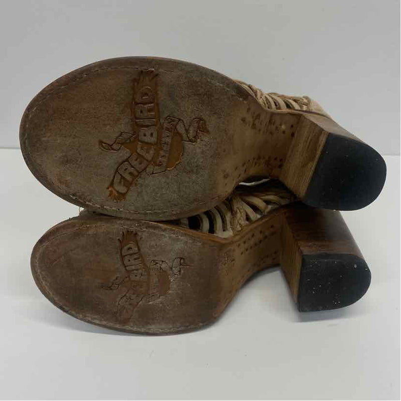 Freebird by Steven Size 6 Women's Beige Distressed Open Toe Shoes
