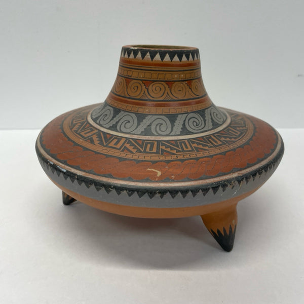 Aztec Terracotta- Mult Clay Tri-Footed Pottery