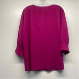 Trina Turk Size M Women's Fuchsia Solid V Neck Blouse