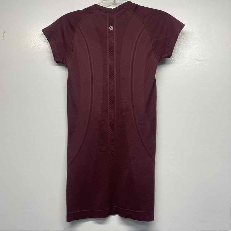 Lululemon Size 2-XS Women's Burgundy Cut Out Pullover Activewear Top