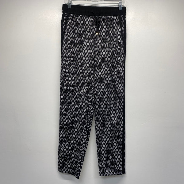Calvin Klein Size S- 2/4 Women's Black-White Pattern Elastic Waist Pants