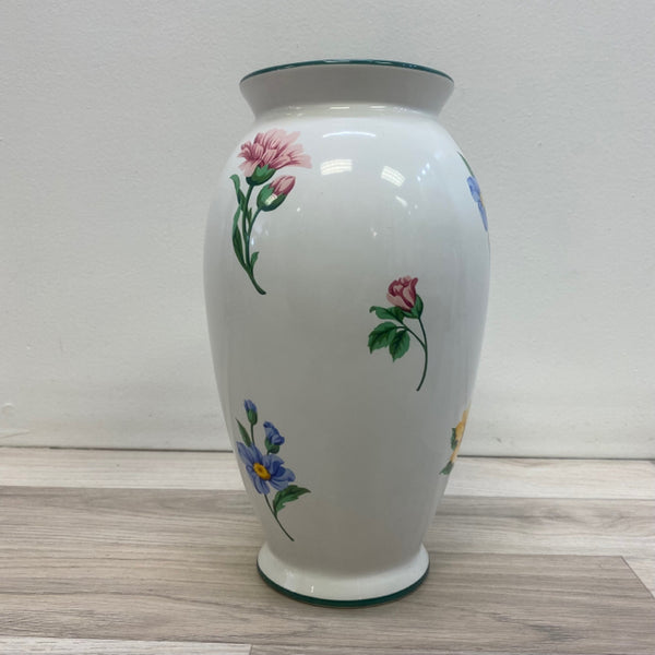 Tiffany & Co. White-Multicolor Oblong Porcelain Vase