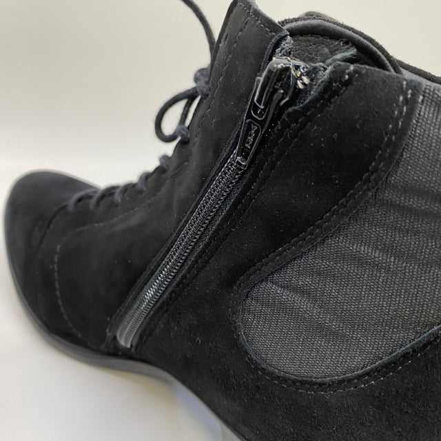 Cloud Footwear Size 41- 10 Women's Black Solid Heel Booties