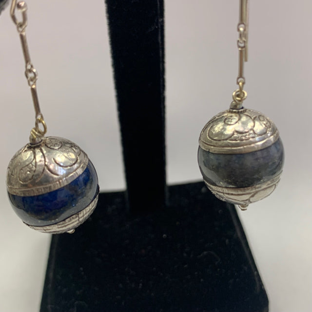 Silver-Blue Lapis Lazuli Round Earrings