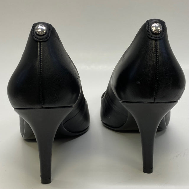 Michael Michael Kors Size 10 Women's Black Solid Pump Shoes