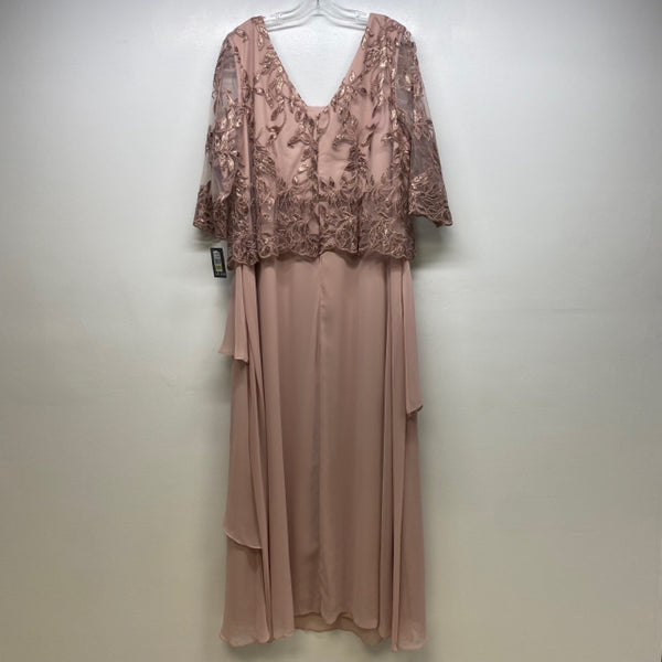 Le Boss Women's Size 18 W Blush Embroidered Maxi Dress