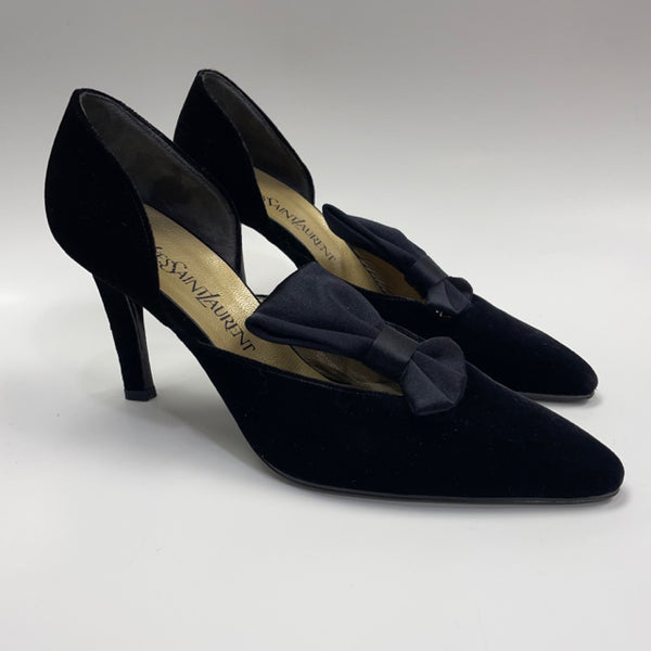 Yves Saint Laurent Size 7.5 Women's Black Solid Pump Heels